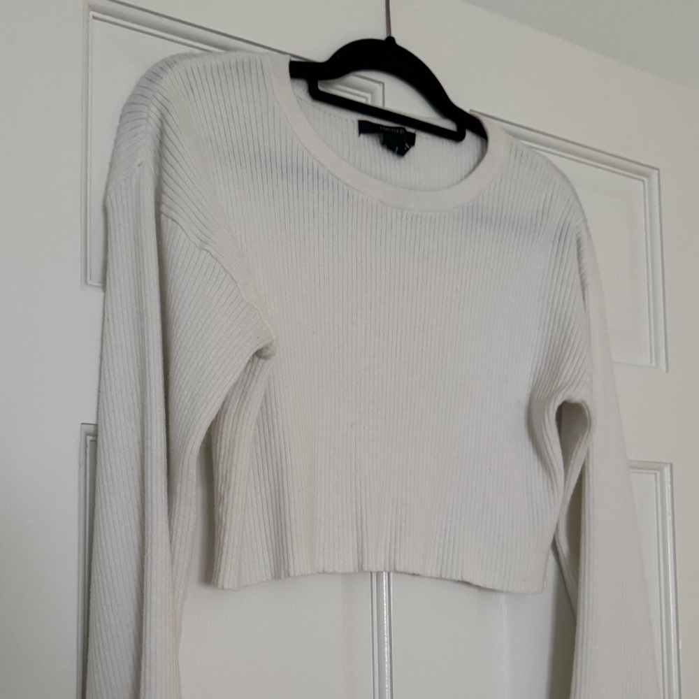 Forever 21 Cropped White Ribbed Knit Top Small
